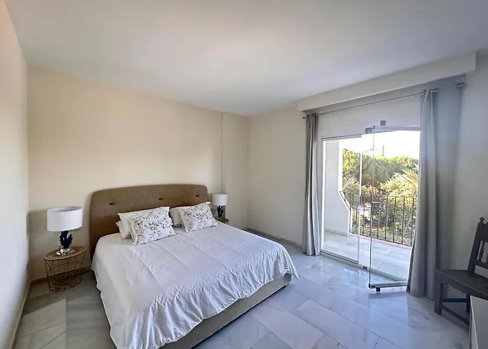 Cabopino N 아파트