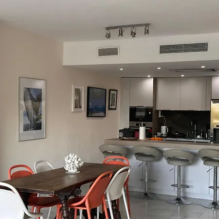 Cabopino N 아파트