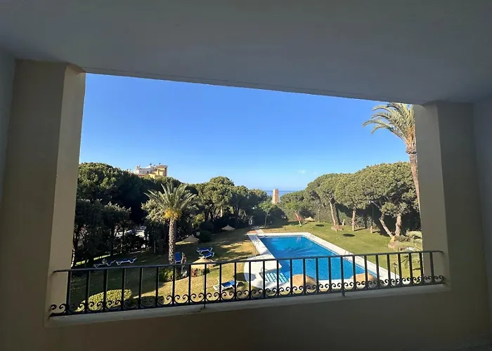 Cabopino N Lejlighed Marbella