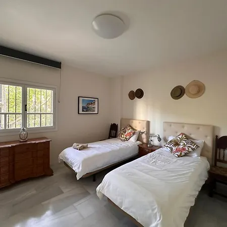 Appartement Cabopino N *