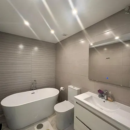 Appartement Cabopino N *